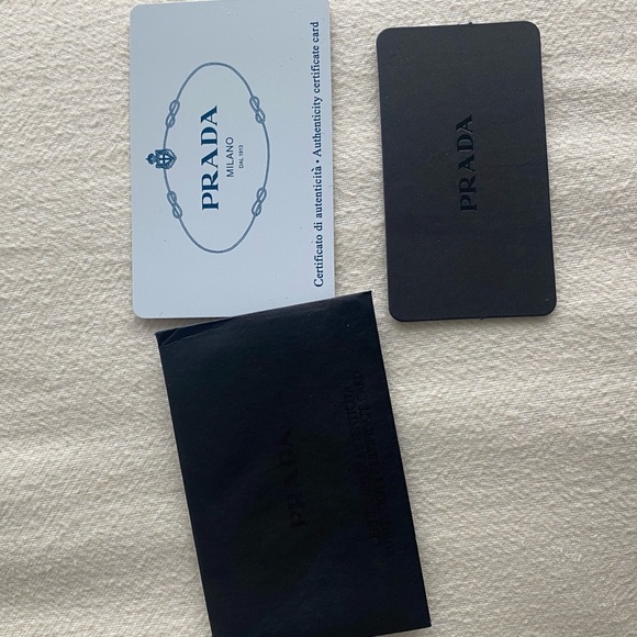 Prada wallet w/ authentication card - Picture 2 of 6